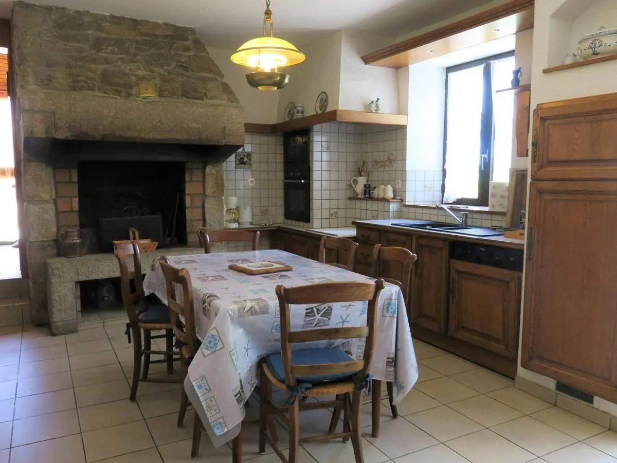 Maison Bretonne Avec Jardin A 50M De La Baie Ste Anne - Fr-1-368-252 Trégastel Semesterbostad