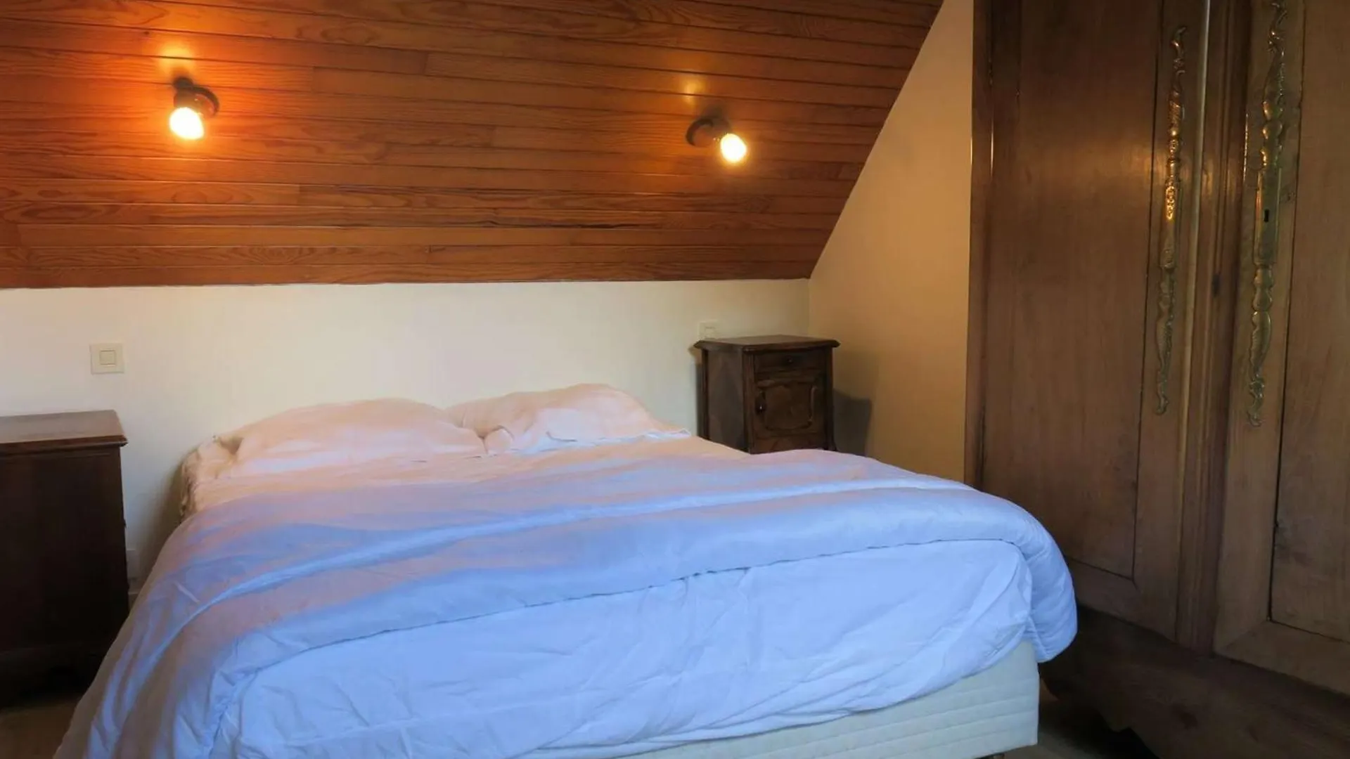Semesterbostad Maison Bretonne Avec Jardin A 50M De La Baie Ste Anne - Fr-1-368-252 Trégastel